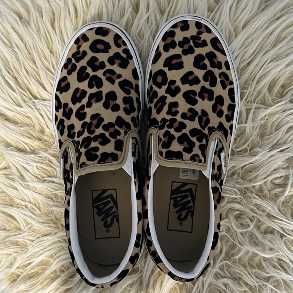 cheetah vans size 6